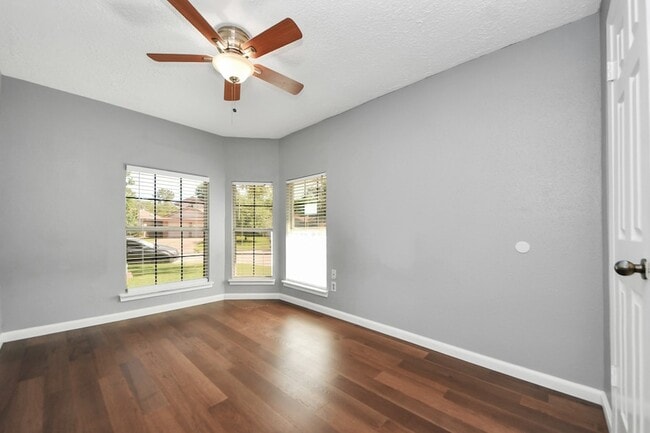 Building Photo - 9211 Autumn Harvest Dr