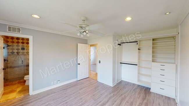 Building Photo - Beautiful 3 Bedroom Home in Huntington Beach