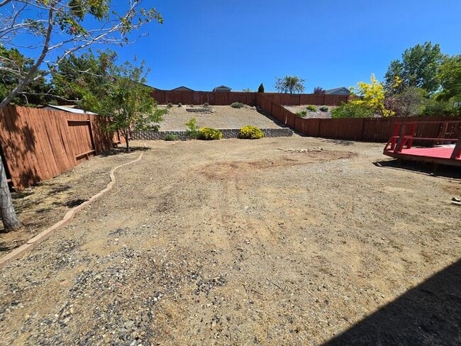 Building Photo - Charming 3 Bedroom, 2 Bath Home with Large...