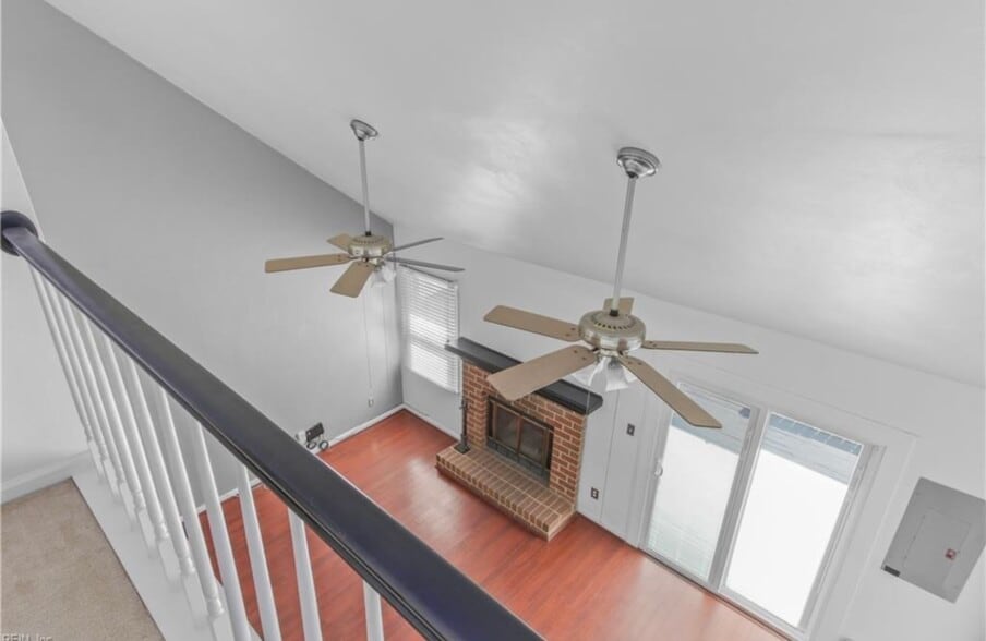 Building Photo - 2513 Reagan Ave