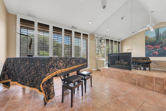 Building Photo - 72816 Mesa View Dr