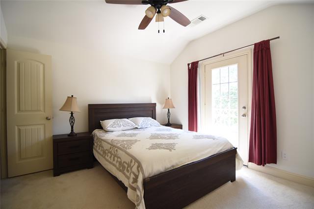 Building Photo - 6419 San Saba