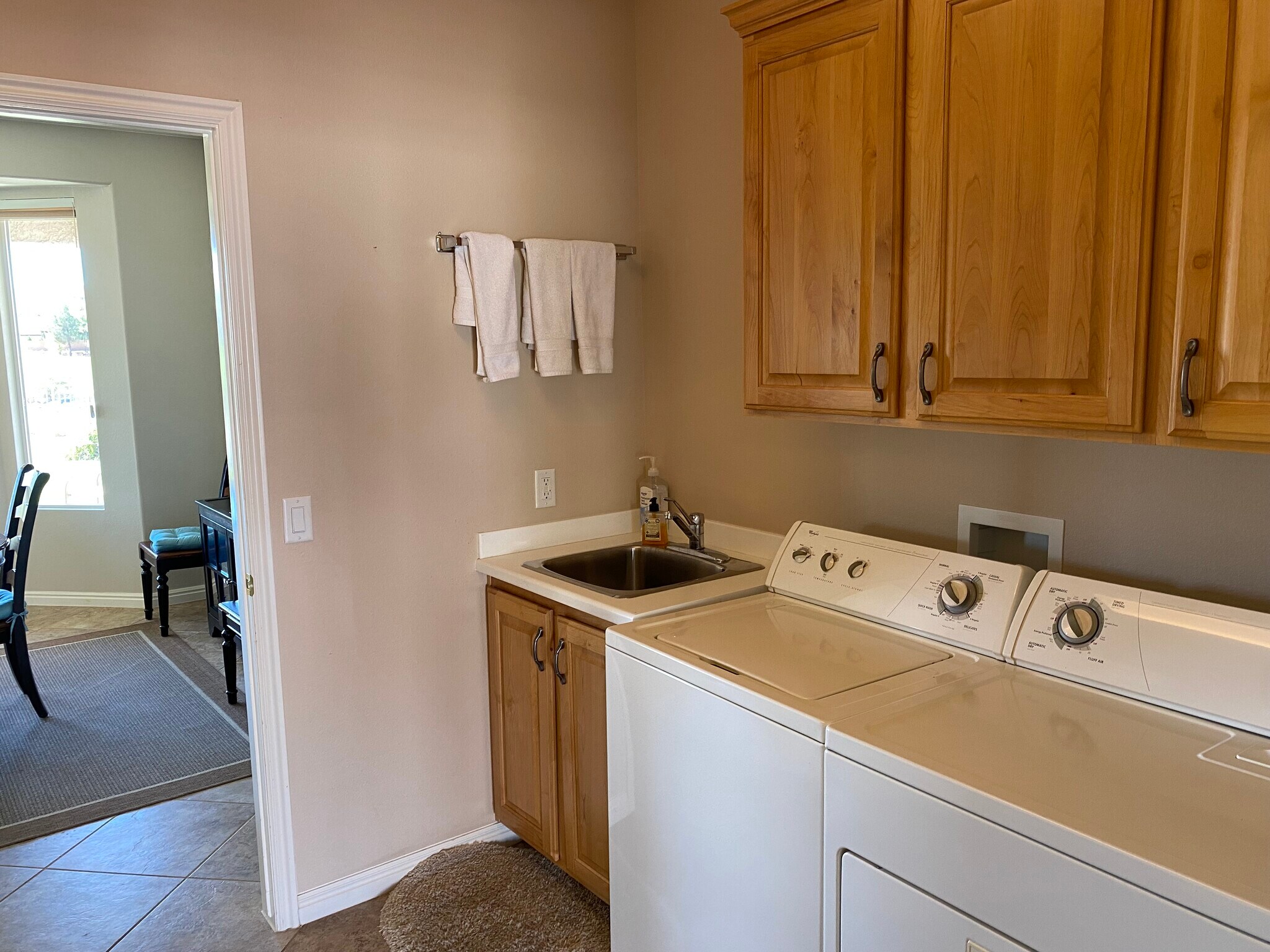 Building Photo - 1903 W Sunstar Dr