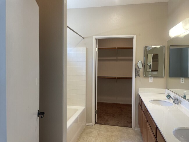 Building Photo - Long-term Rental