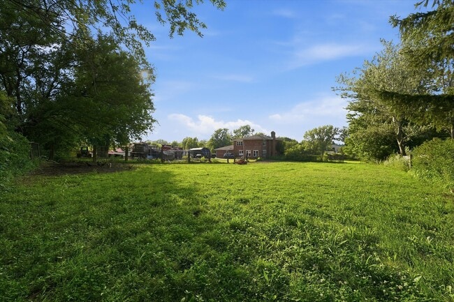 Building Photo - 25821 S Willow Creek Ln