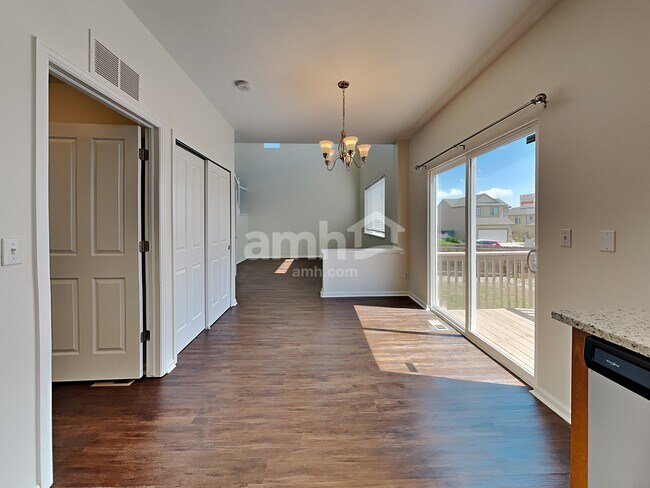 Building Photo - 7785 Blue Vail Way