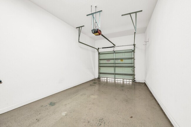 Building Photo - 555 Pacific Grove Dr