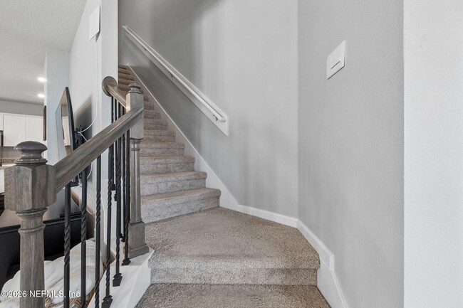 Building Photo - 49 Pasadena Dr