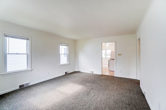 Building Photo - 919 Brookley Blvd