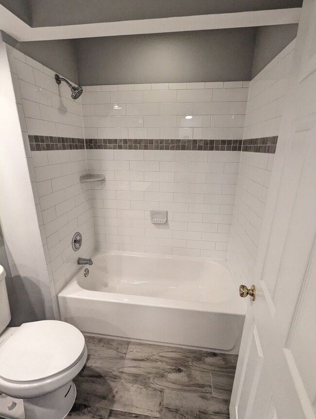 Building Photo - END UNIT townhouse in Ballenger Creek neig...