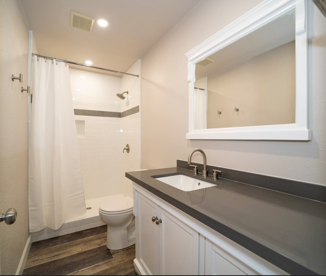 Building Photo - 3258 Strevel Way