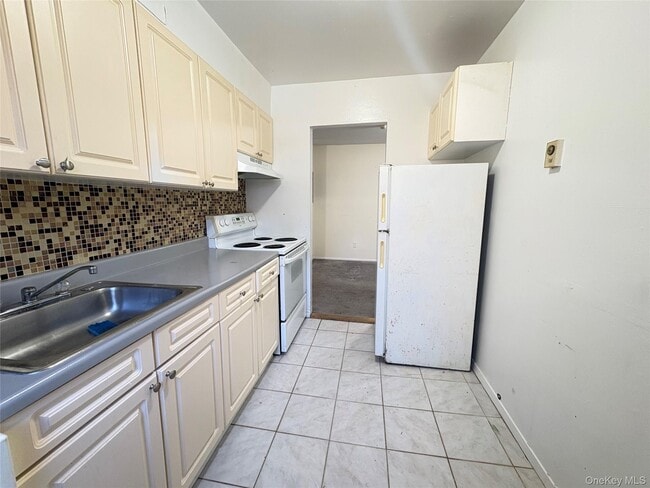 Building Photo - 59 Fieldstone Dr