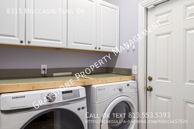 Building Photo - 8315 Moccasin Trail Dr
