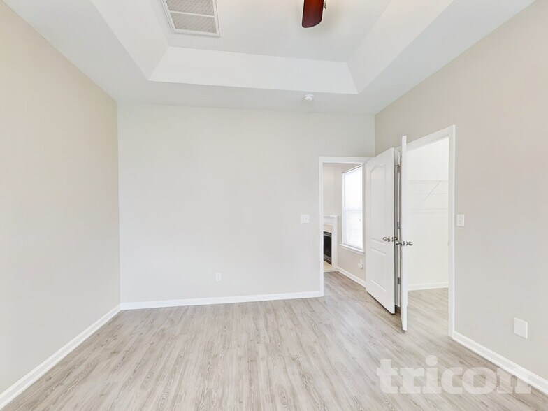 Building Photo - 110 Newport Dr