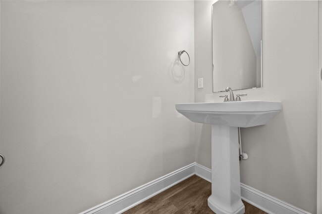 Building Photo - Welcome to Stonebay Townhomes!