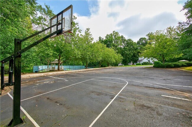 Building Photo - 3760 Peachbluff Ct