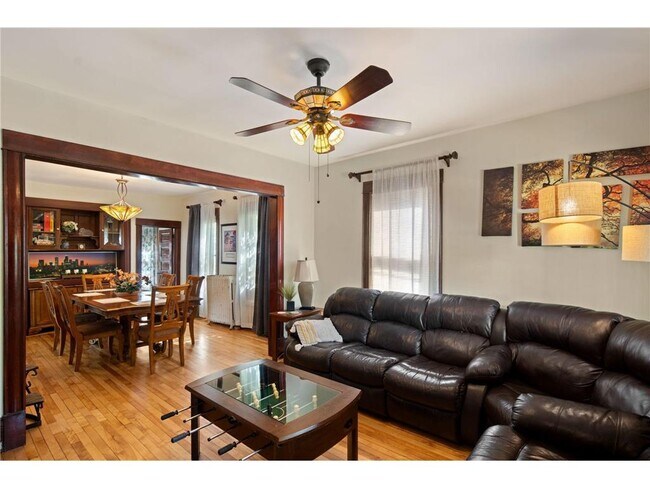 Primary Photo - 2713 Garfield Ave