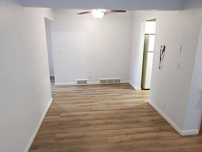 Building Photo - Great location Sugarhouse Condo