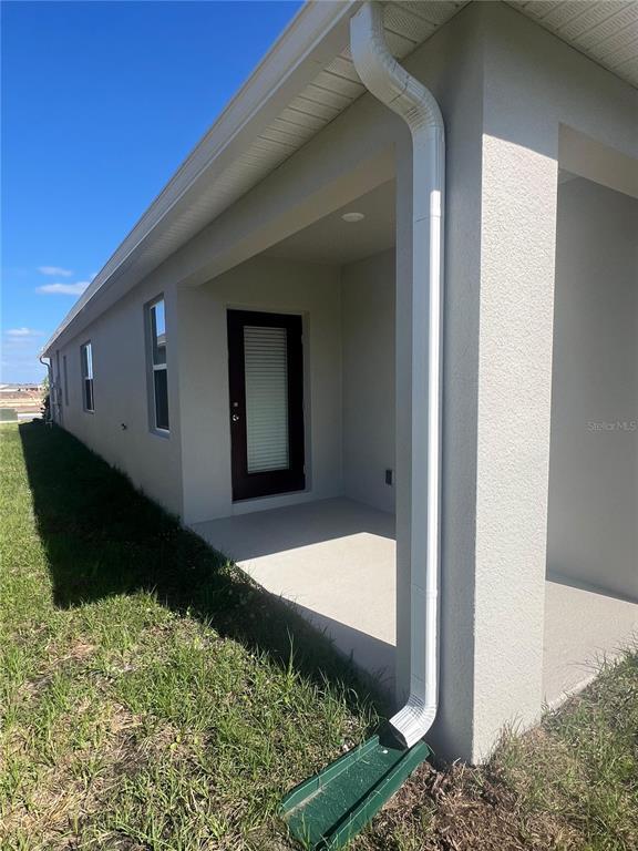 Building Photo - 2085 Walnut Crk Dr