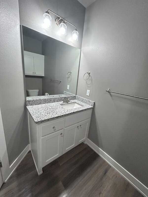 Building Photo - 2602 N Ward Dr