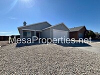 Building Photo - 13539 Merry Oaks St