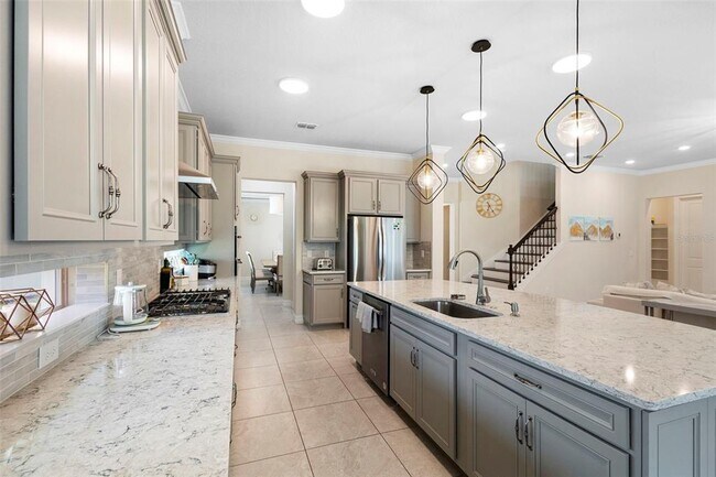 Building Photo - 8000 Leaf Grv Cir