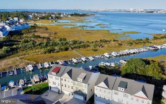 Building Photo - 13009 Bowline Ln