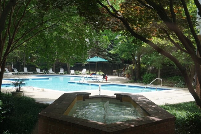 Building Photo - An Oasis at The Fountains in McLean