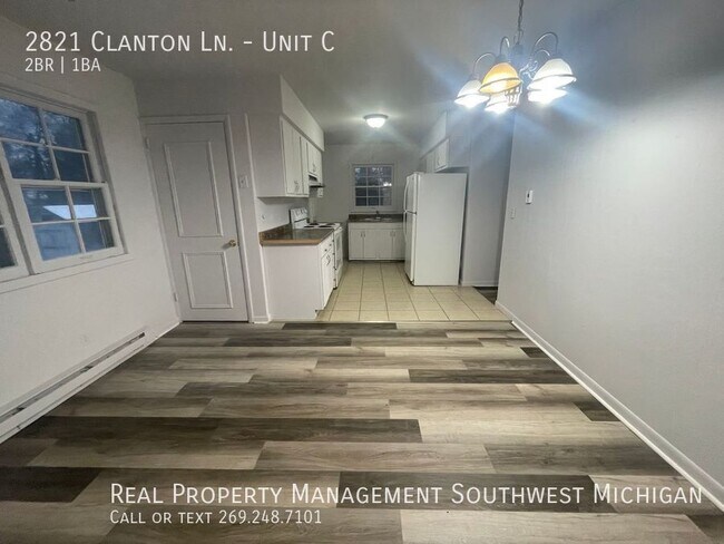Building Photo - 2821 Clanton Ln