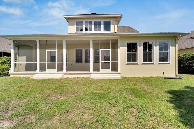 Building Photo - 5604 Skimmer Dr