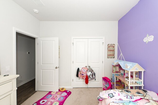 Building Photo - 3 Bedroom 2 Bath Home in Cane Bay Plantation - Summerville