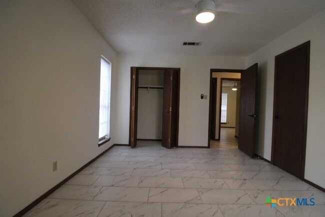 Building Photo - 1513 Missouri Ave