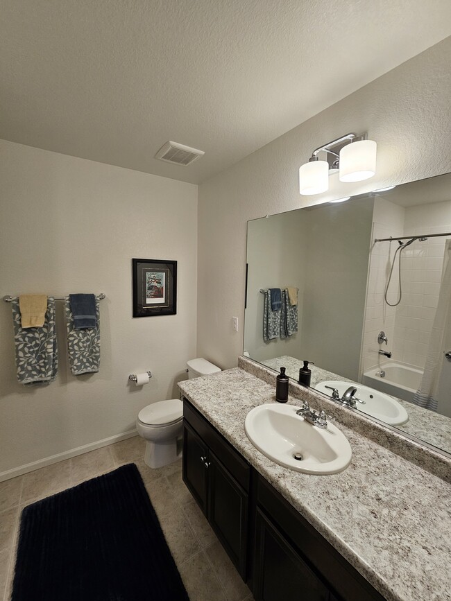 Building Photo - 6214 Long Branch Dr