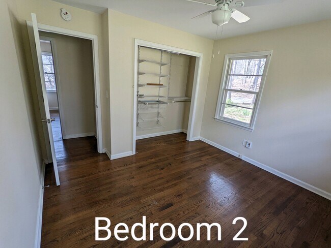 Building Photo - 275 E Lake Dr