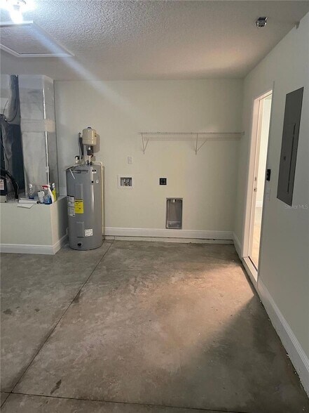 Building Photo - 110 Dewitt Ct