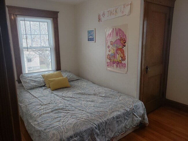 Building Photo - 60 Elliot Ave