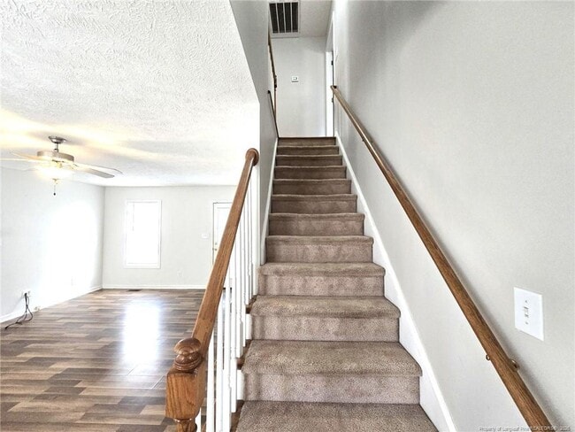 Building Photo - 5527 Rising Ridge Dr