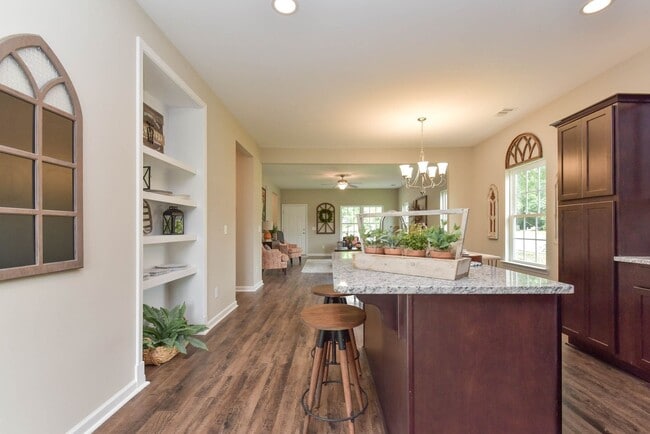 Building Photo - Coming Available!