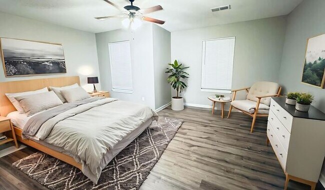 Building Photo - Serrano Townhomes - Fall in Love With Savings: $100 off per month for the first 12 months, ask us...