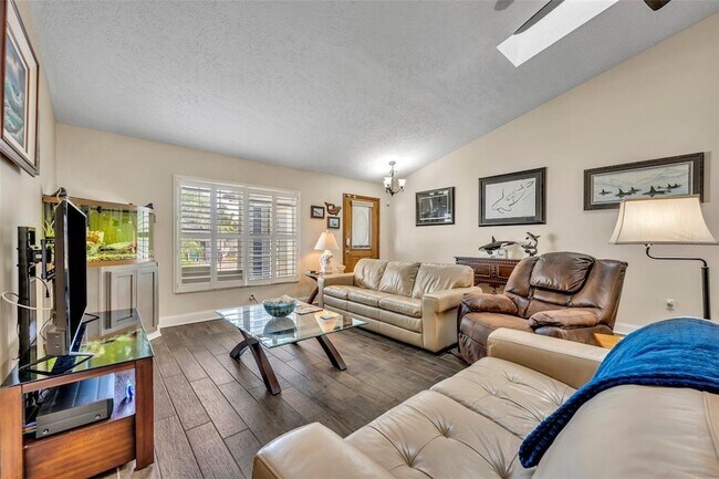 Building Photo - 11768 W Riverhaven Dr