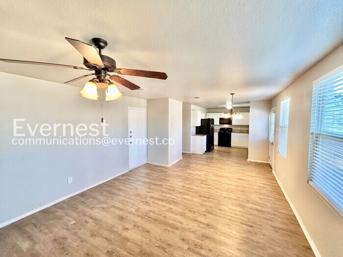 Building Photo - 8434 Cotton Valley Ln