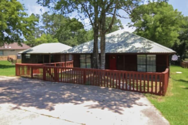 Building Photo - 42 Hunters Creek Dr