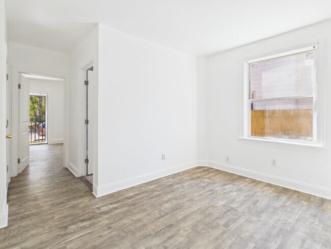 Building Photo - 2508 North Ave