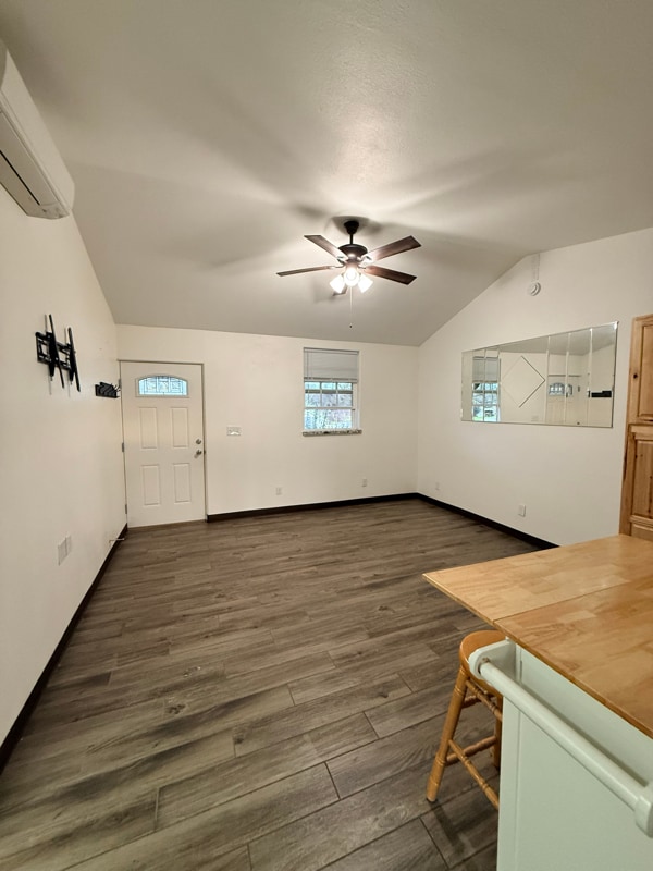 Building Photo - 6980 CA-16