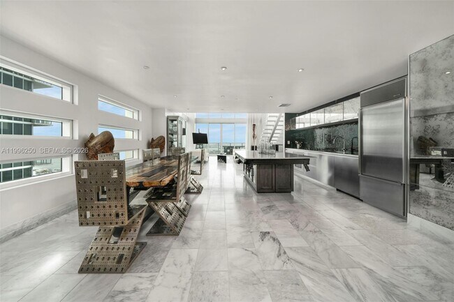 Building Photo - 1040 Biscayne Blvd