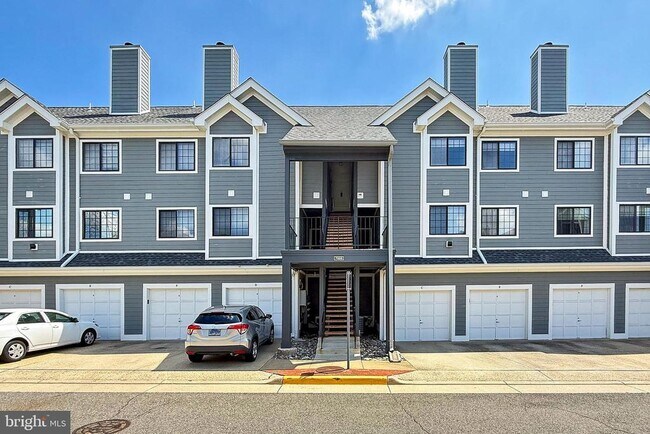 Building Photo - 7005 Birkenhead Pl