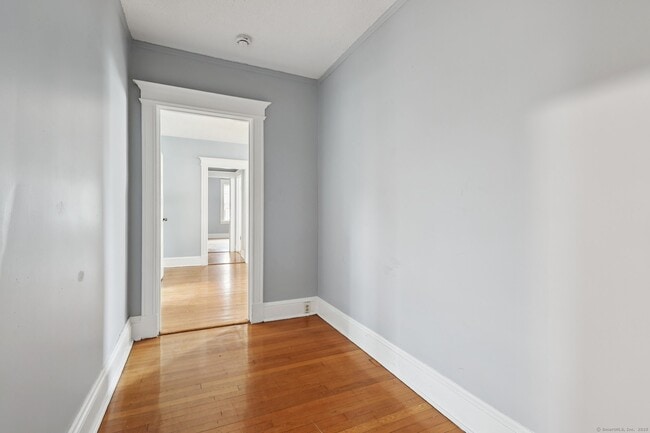 Building Photo - 15 Mountford St