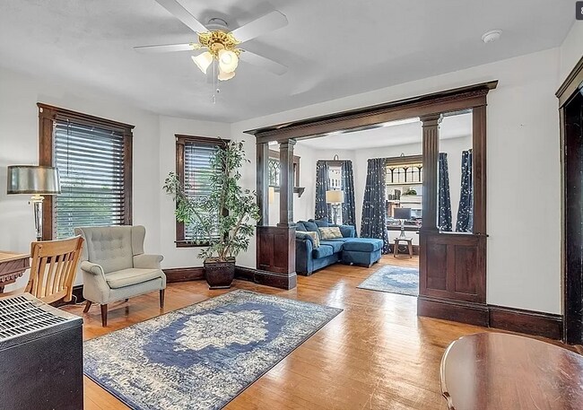 Building Photo - 62 Hamilton St