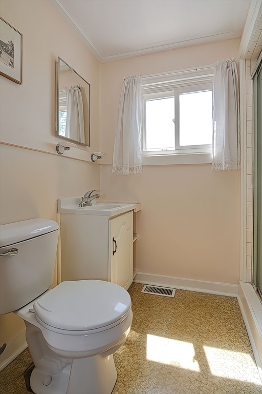 Building Photo - 2 Saratoga Ct