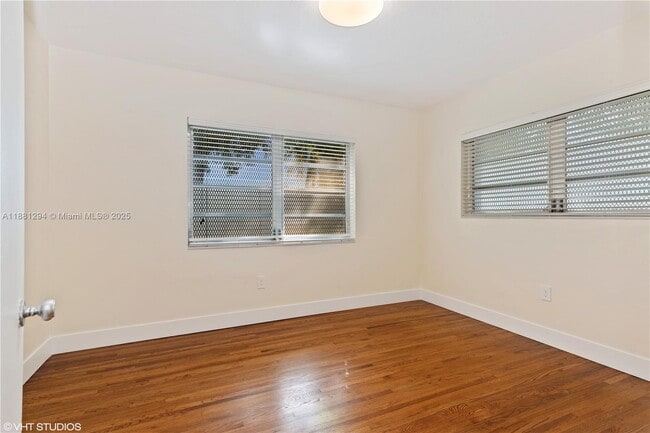 Building Photo - 1456 SW 65th Ave